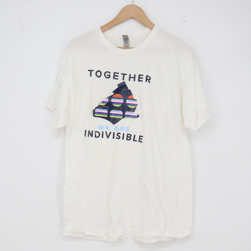 Gildan T-Shirt Mens L Delco Indivisible Together Graphic White Activism